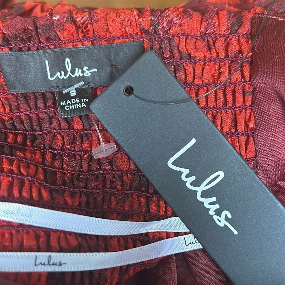 Lulus Meant for Romance Red Floral Print Ruched Long Sleeve Crop Top SMALL S - Picture 6 of 6